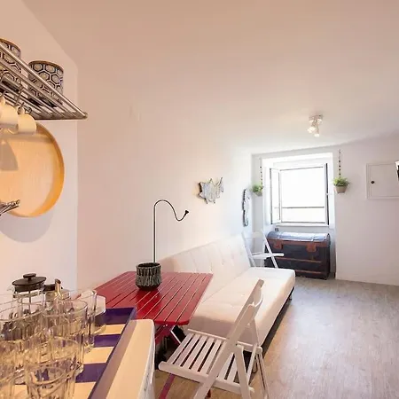Apartment River View In Castelo Historic One Bedroom *