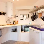 River View In Castelo Historic One Bedroom Appartamento